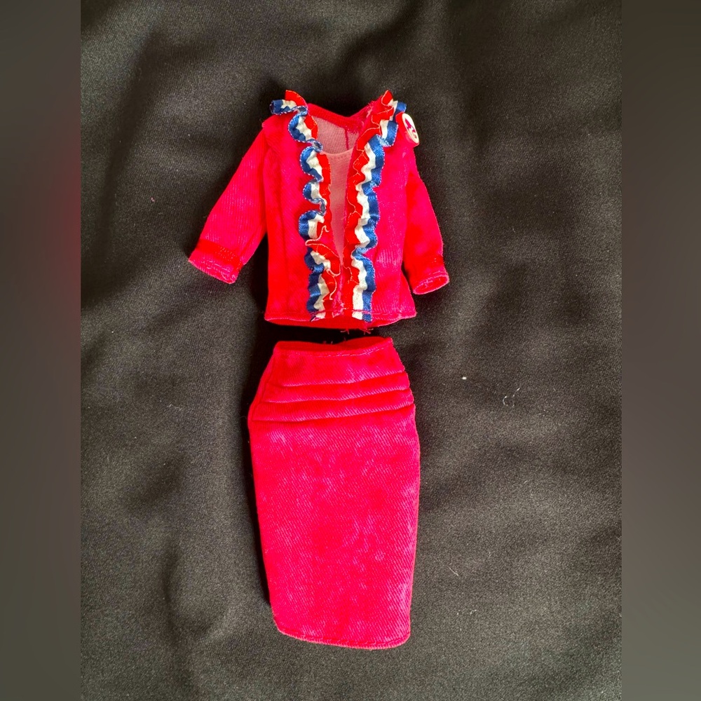 2012 Barbie Doll Presidential Candidate Suit Outfit EUC